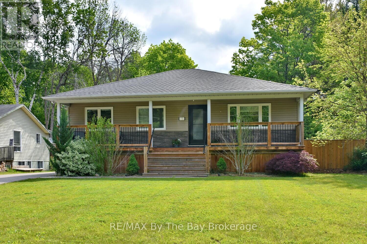 75 40th Street S, Wasaga Beach, Ontario  L9Z 1Z9 - Photo 8 - S12211841