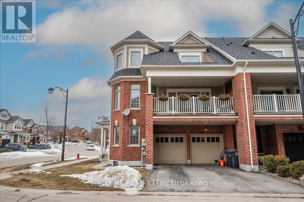 48 Boyces Creek Court, Caledon, Ontario  L7C 3S3 - Photo 2 - W12120844