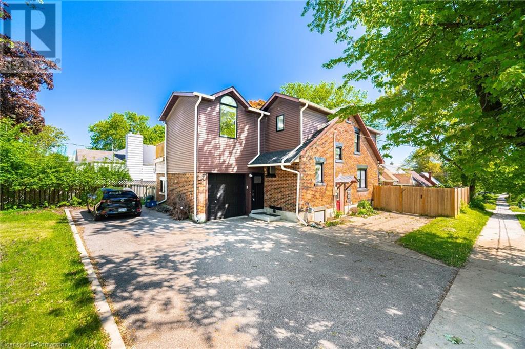 64 Sheldon Avenue N Unit# Upper, Kitchener, Ontario  N2H 3M4 - Photo 2 - 40739906