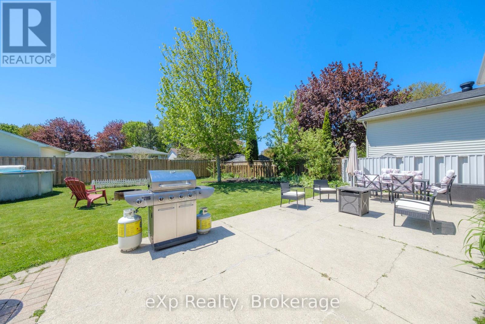 484 Falconer Street, Saugeen Shores, Ontario  N0H 2C2 - Photo 19 - X12211808