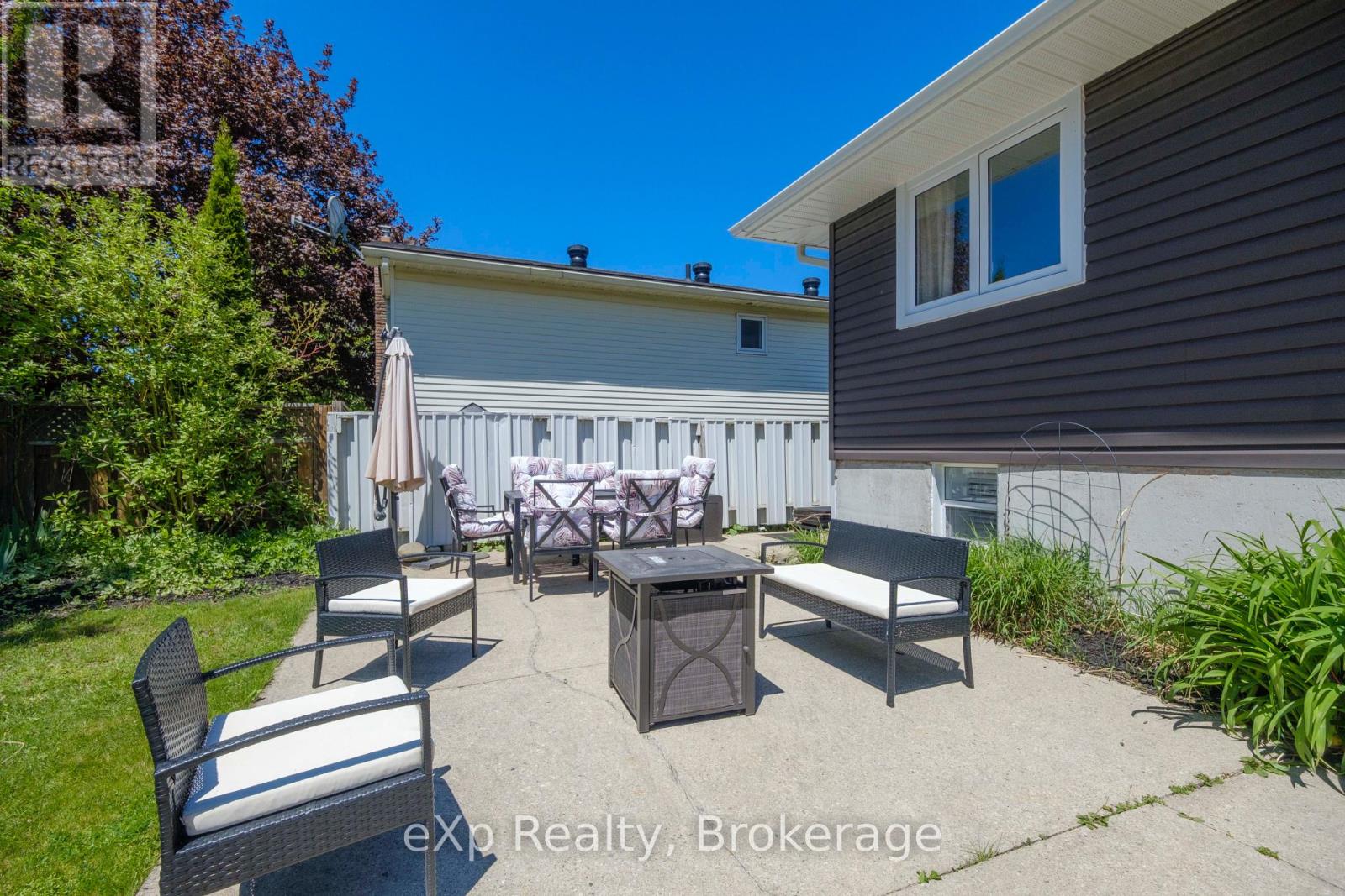 484 Falconer Street, Saugeen Shores, Ontario  N0H 2C2 - Photo 20 - X12211808