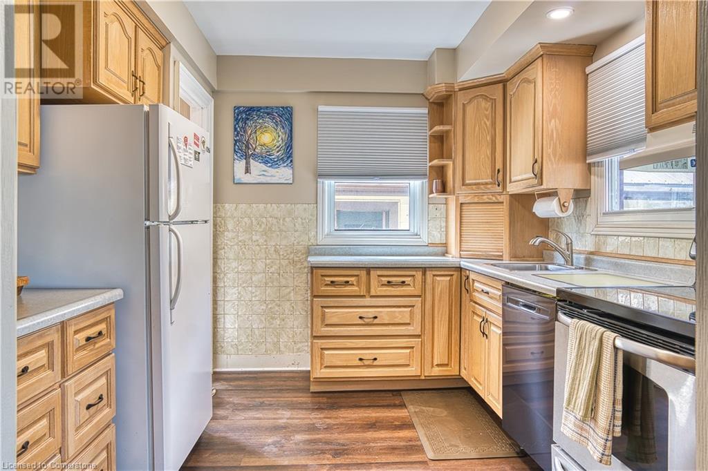 11 Churchill Drive, Listowel, Ontario  N4W 1J9 - Photo 25 - 40717083
