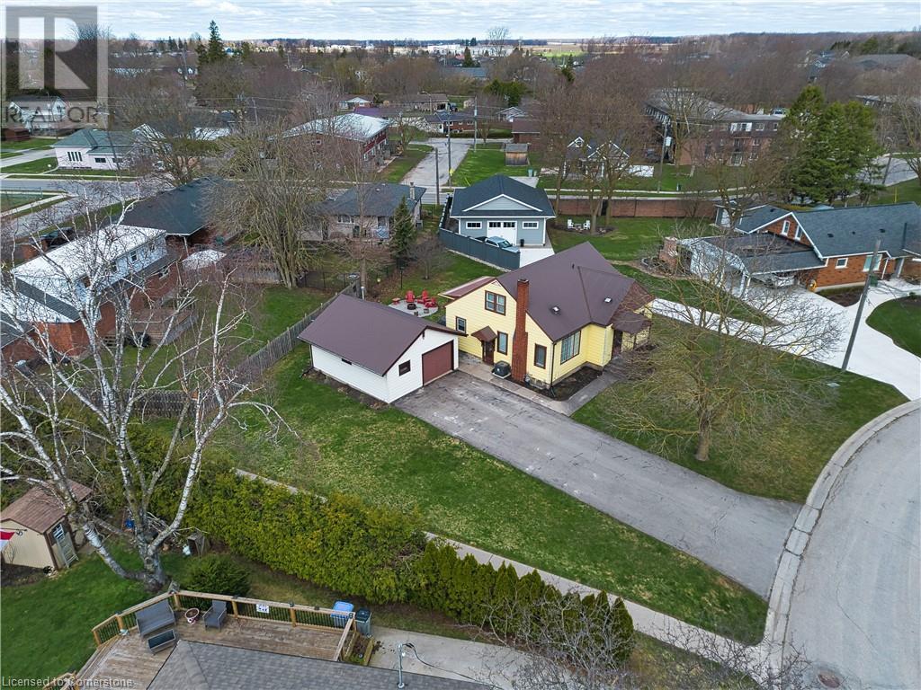 11 Churchill Drive, Listowel, Ontario  N4W 1J9 - Photo 38 - 40717083