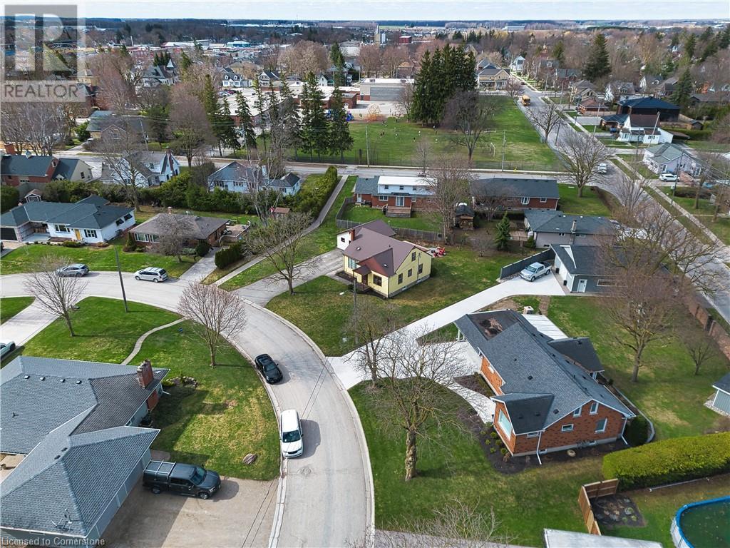 11 Churchill Drive, Listowel, Ontario  N4W 1J9 - Photo 42 - 40717083