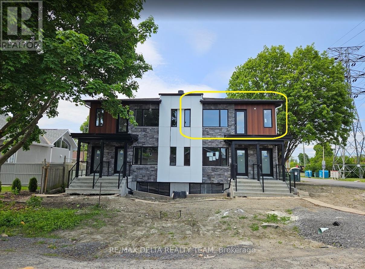 B - 77 Granton Avenue, Ottawa, Ontario  K2G 1L2 - Photo 2 - X12211796