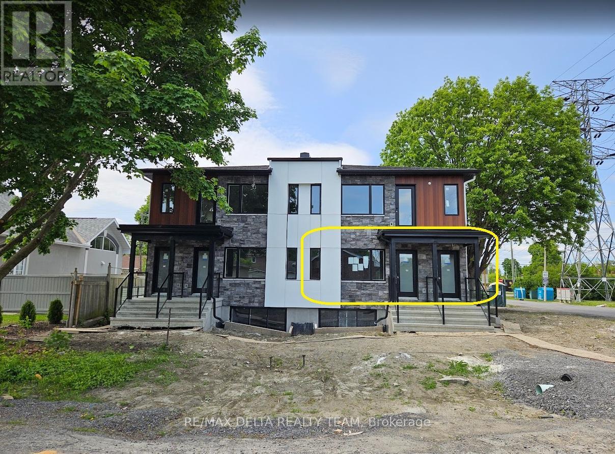 D - 77 Granton Avenue, Ottawa, Ontario  K2G 1L2 - Photo 2 - X12211802