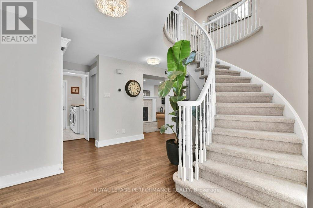 1838 Thistleleaf Crescent, Ottawa, Ontario  K1C 5W6 - Photo 6 - X12211823