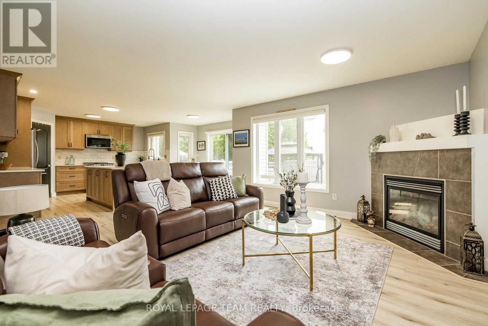 333 Timbertrail Terrace, Ottawa, Ontario  K4A 5A6 - Photo 18 - X12211830