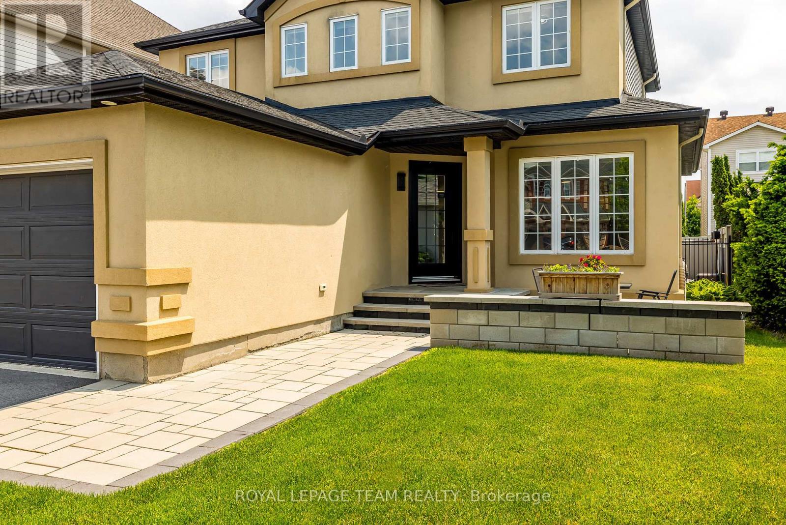 333 Timbertrail Terrace, Ottawa, Ontario  K4A 5A6 - Photo 3 - X12211830