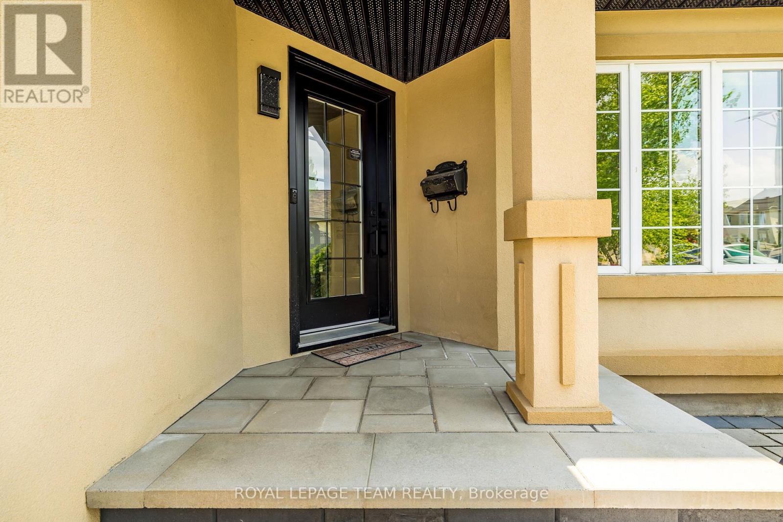 333 Timbertrail Terrace, Ottawa, Ontario  K4A 5A6 - Photo 4 - X12211830