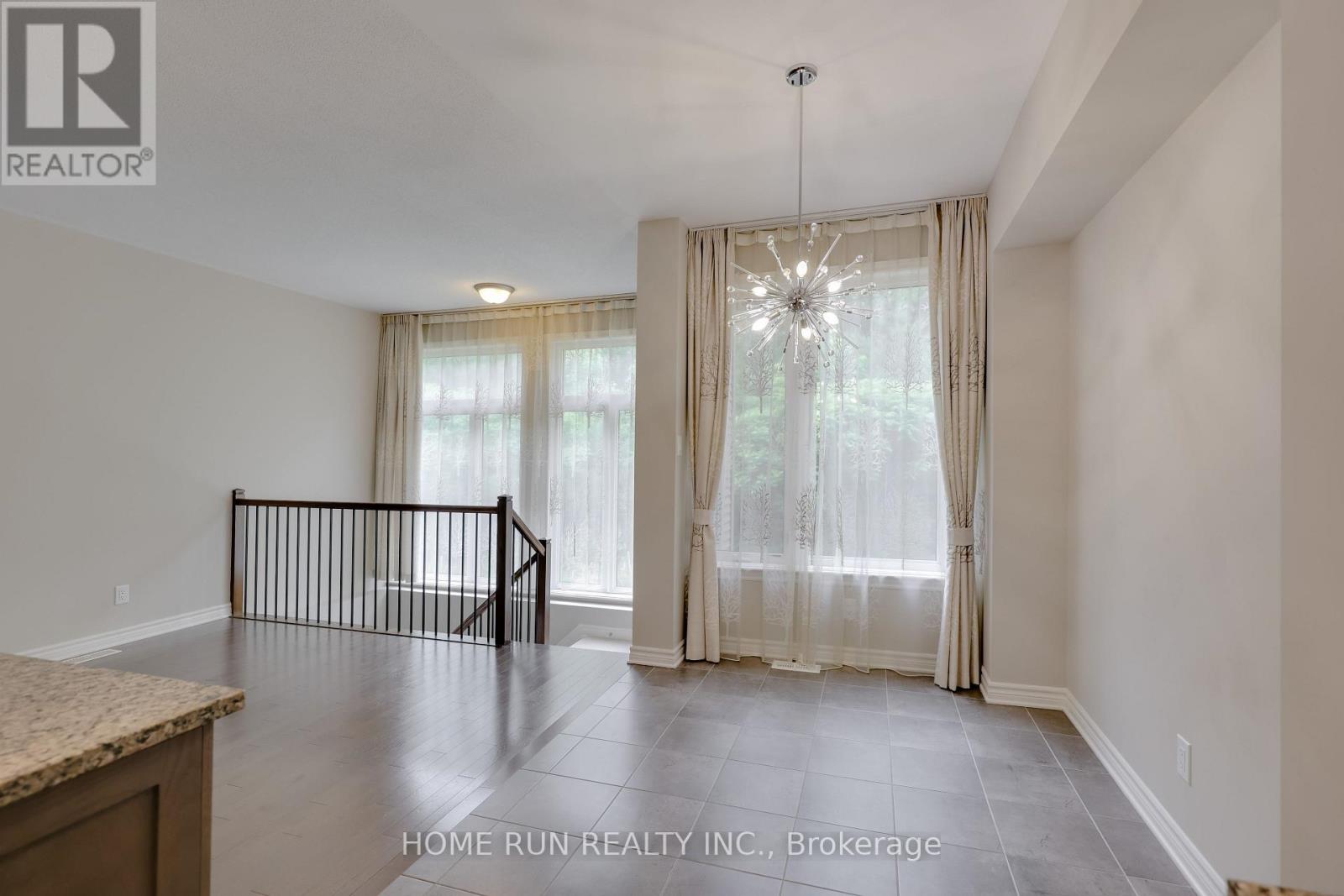 886 Fletcher Circle, Ottawa, Ontario  K2T 0B8 - Photo 20 - X12211835