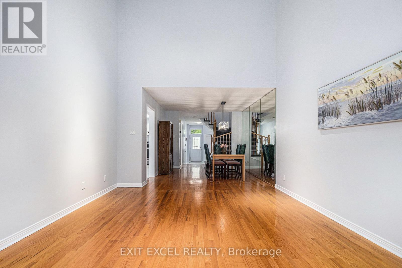 14 Grassy Plains Drive, Ottawa, Ontario  K2M 2P1 - Photo 7 - X12211844