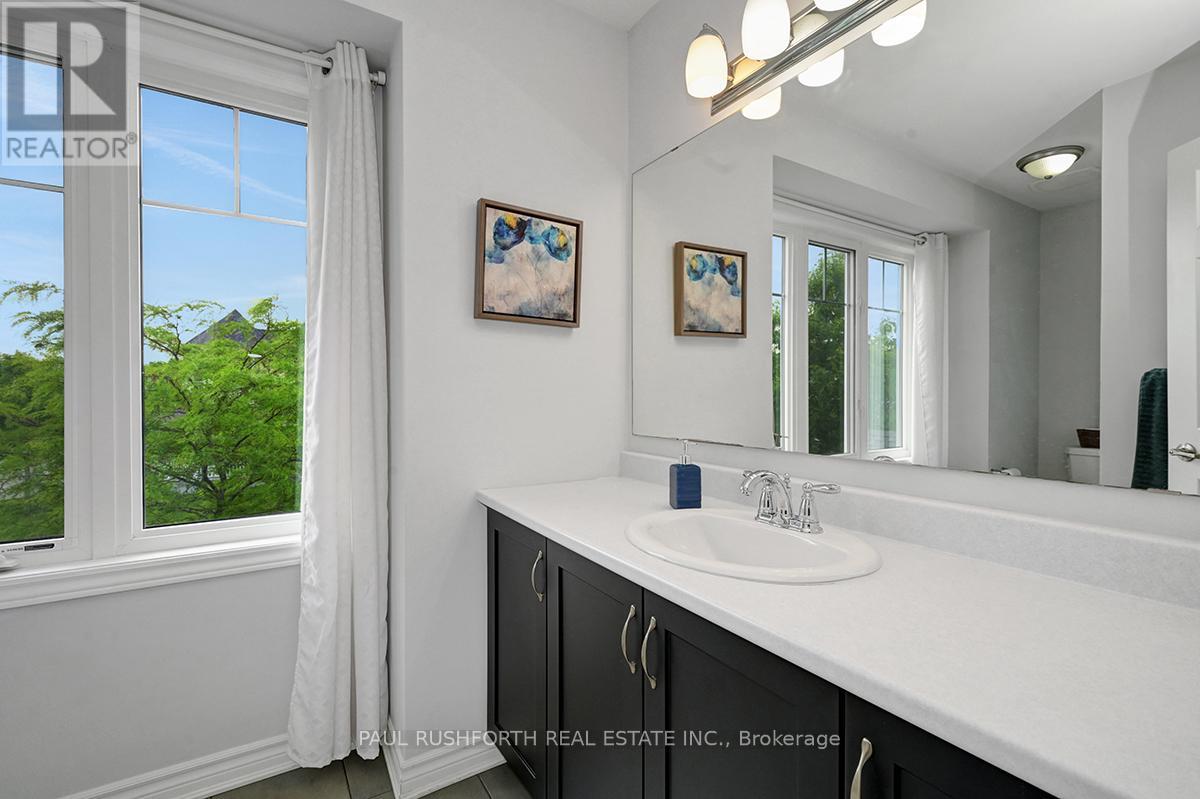 310 Astelia Crescent, Ottawa, Ontario  K7S 0W7 - Photo 18 - X12211851