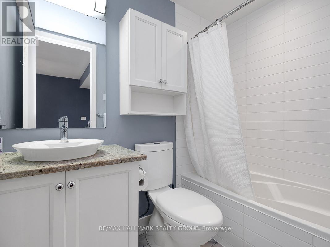 604 - 100 Champagne Avenue S, Ottawa, Ontario  K1S 4P4 - Photo 24 - X12211854