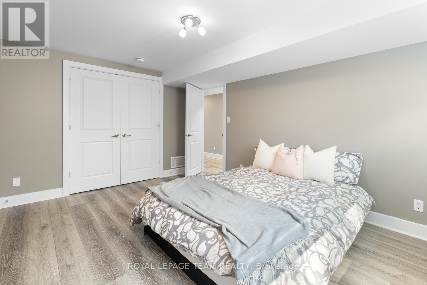 106 Tyndale Court, Merrickville-Wolford, Ontario  K0G 1N0 - Photo 38 - X12211857