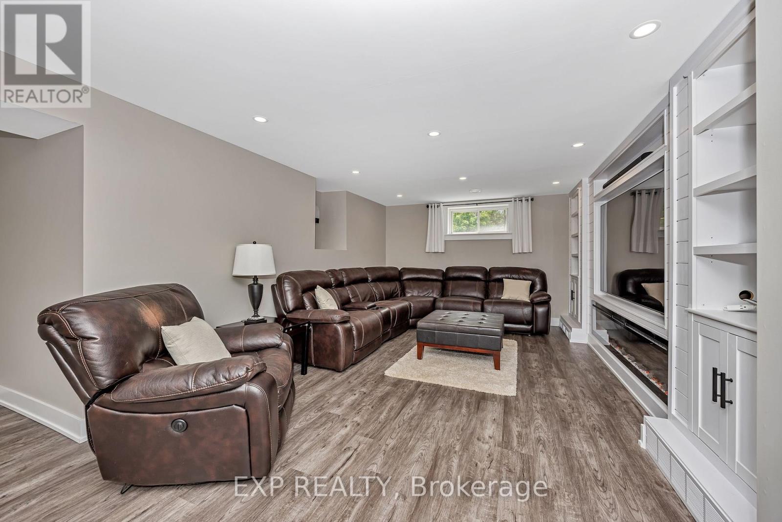 308 Silent Wood Grove, Ottawa, Ontario  K0A 1L0 - Photo 35 - X12211867