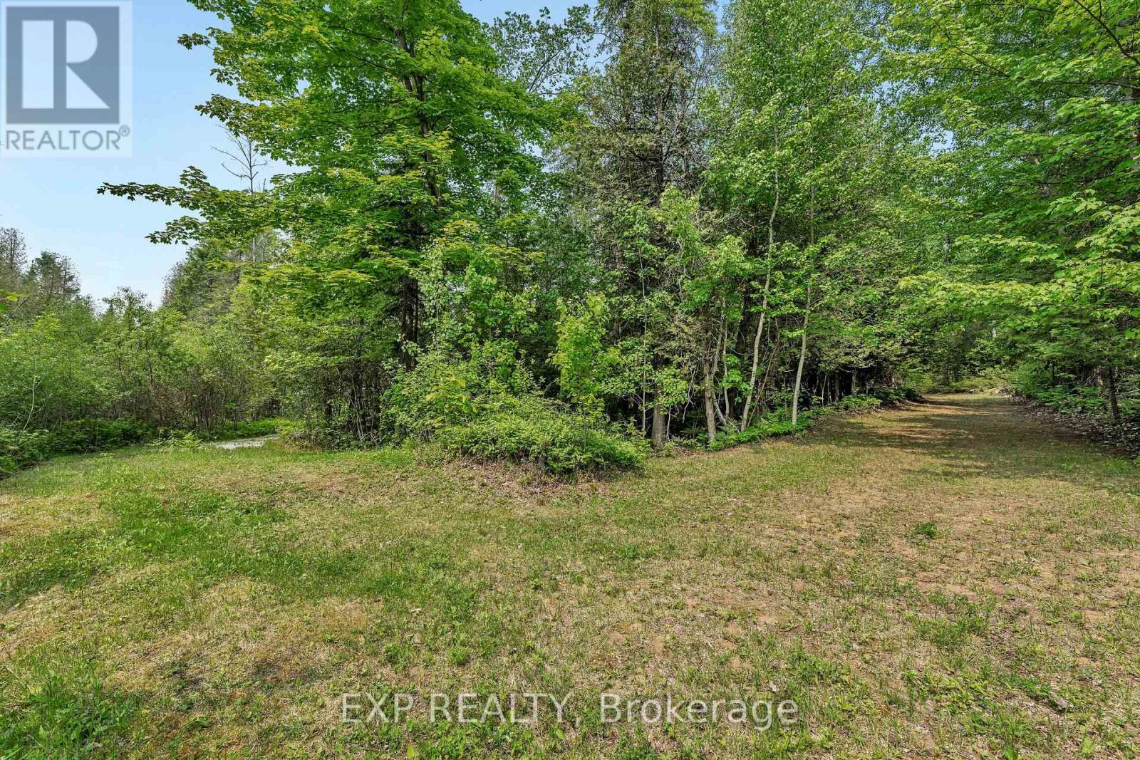 308 Silent Wood Grove, Ottawa, Ontario  K0A 1L0 - Photo 45 - X12211867