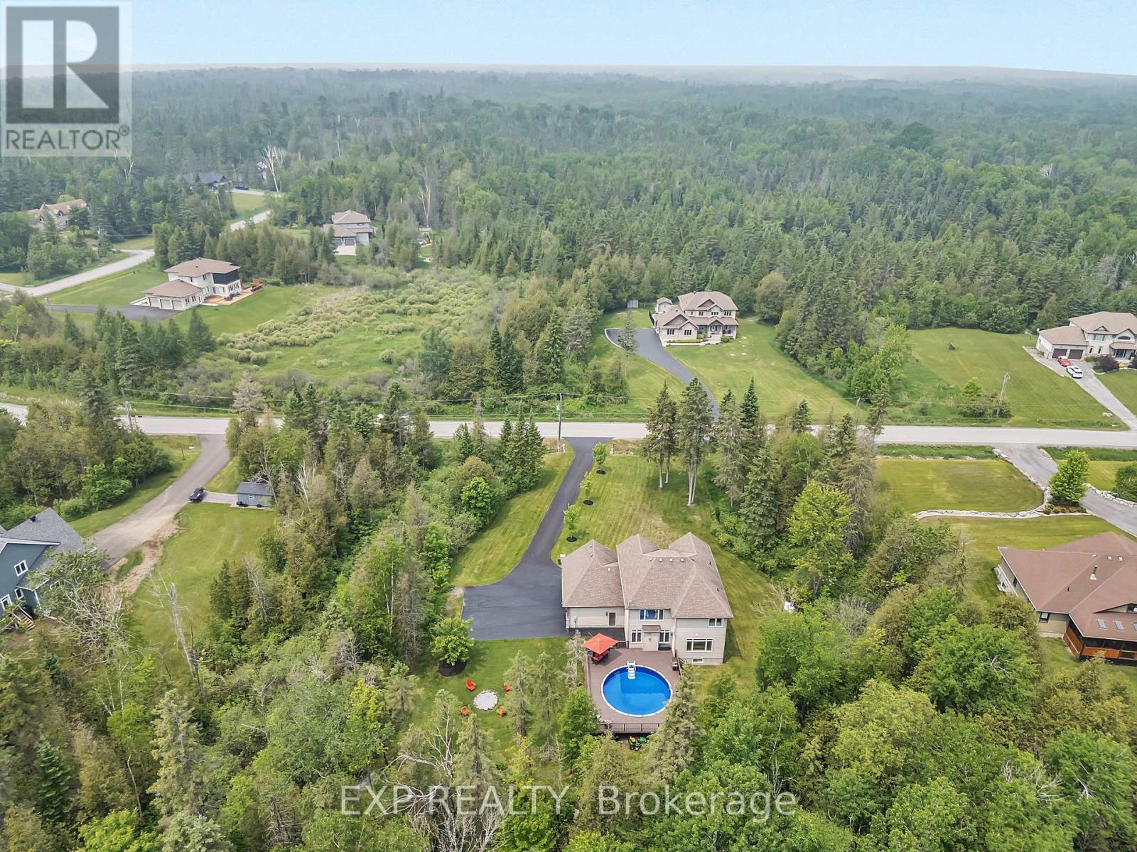 308 Silent Wood Grove, Ottawa, Ontario  K0A 1L0 - Photo 48 - X12211867