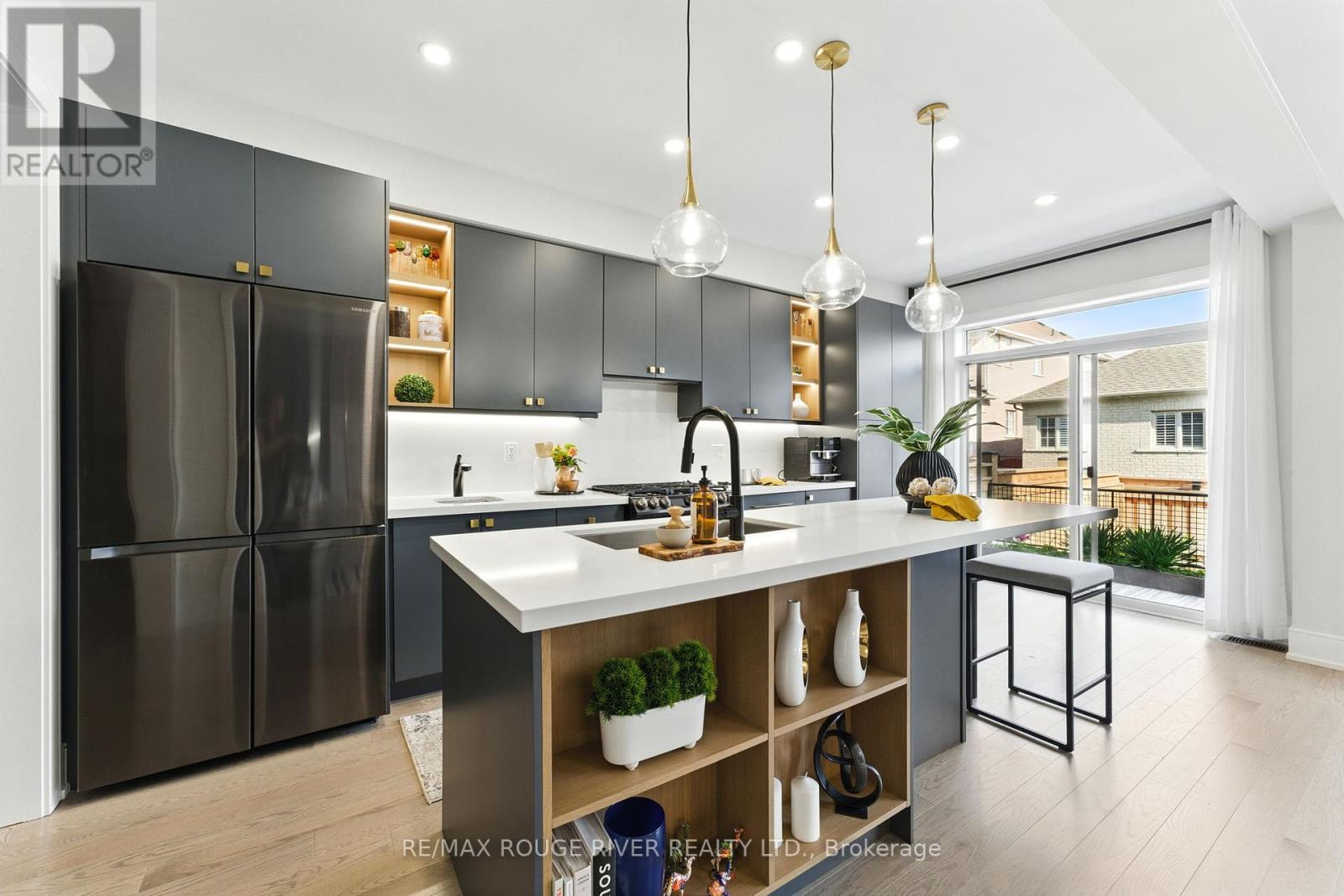 7 Caviglia Lane, Markham, Ontario  L6B 1R5 - Photo 9 - N12211184