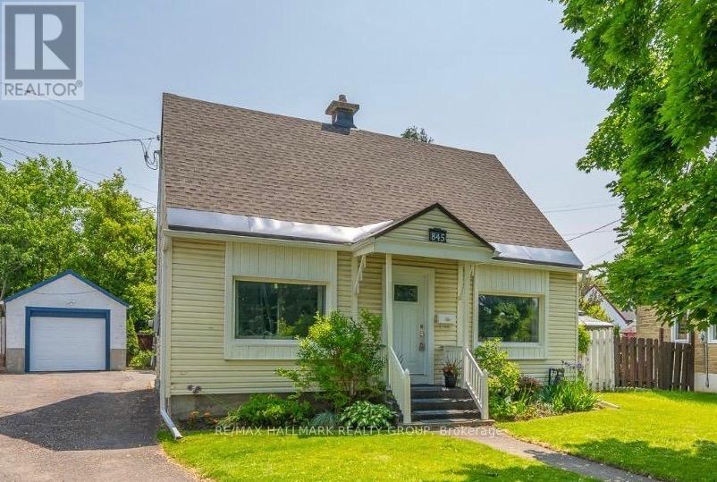 845 MERIVALE ROAD, Ottawa, Ontario