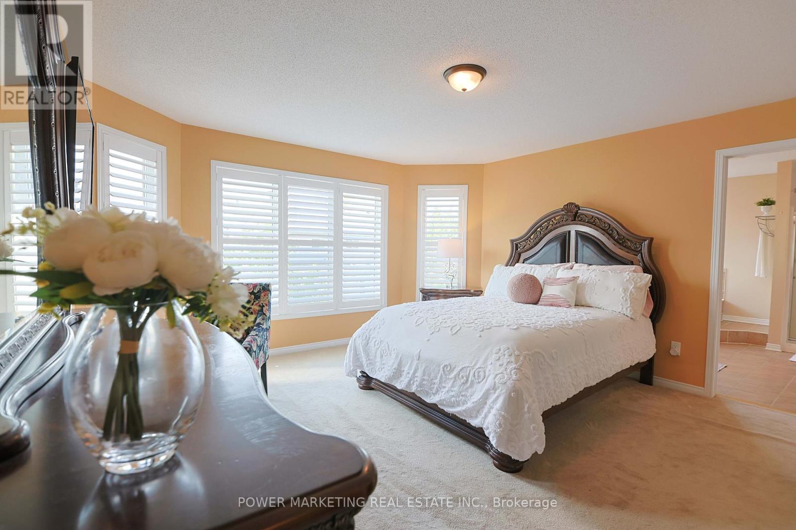 124 Strathcarron Crescent, Ottawa, Ontario  K2K 0C7 - Photo 34 - X12211694