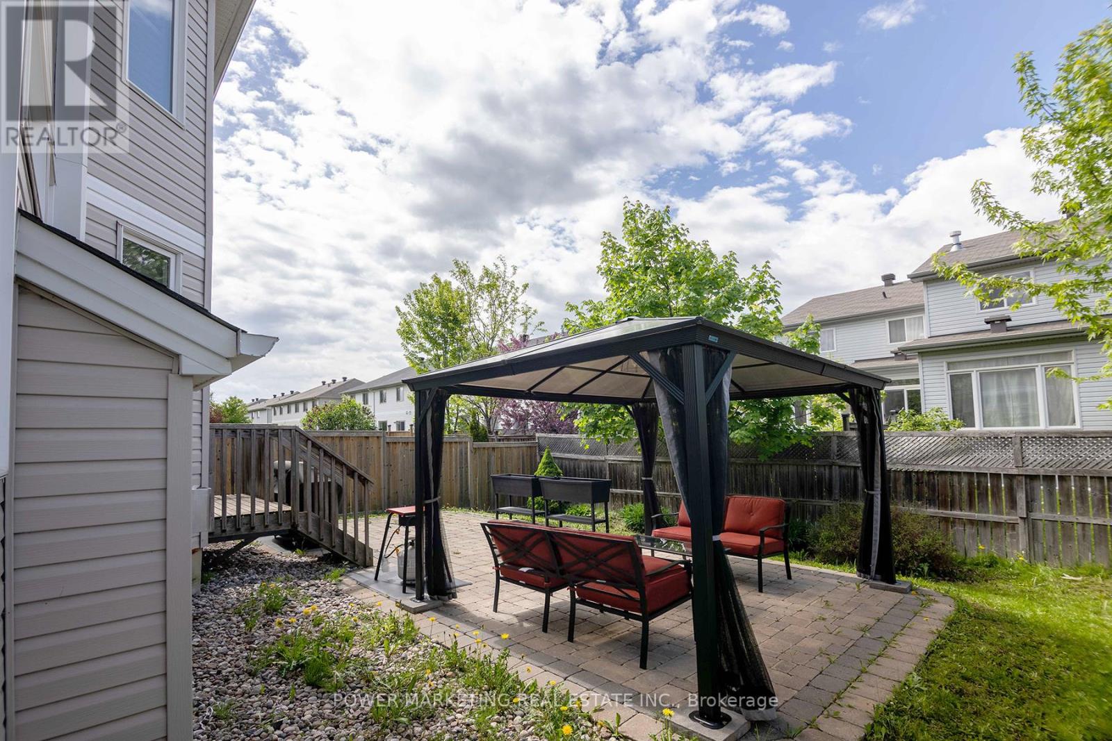 124 Strathcarron Crescent, Ottawa, Ontario  K2K 0C7 - Photo 42 - X12211694