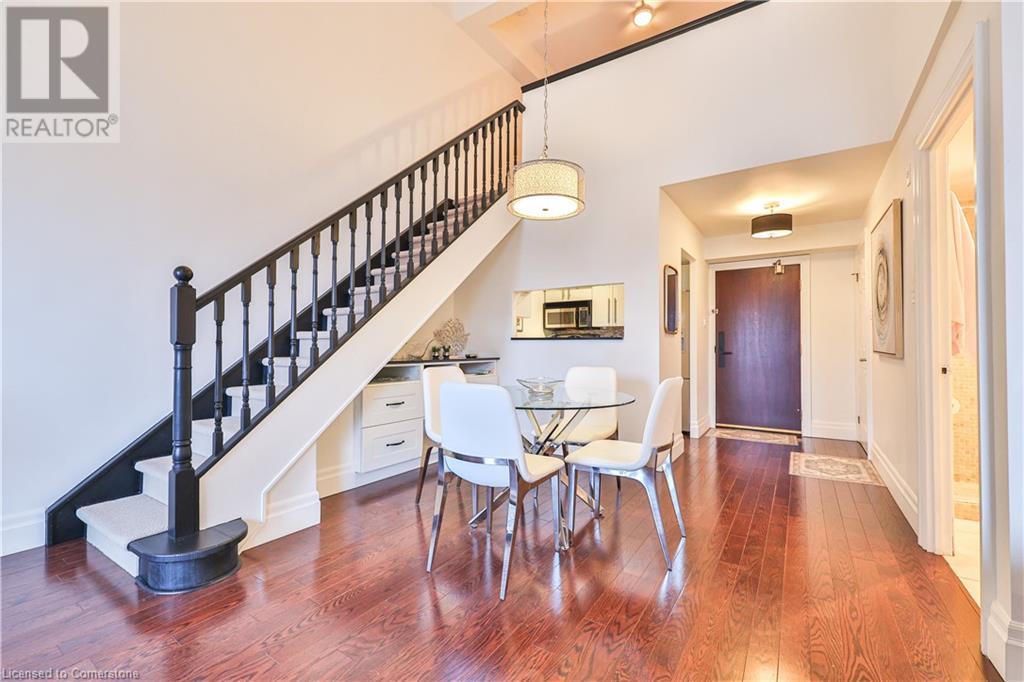 185 ROBINSON Street Unit# 404, Oakville, Ontario