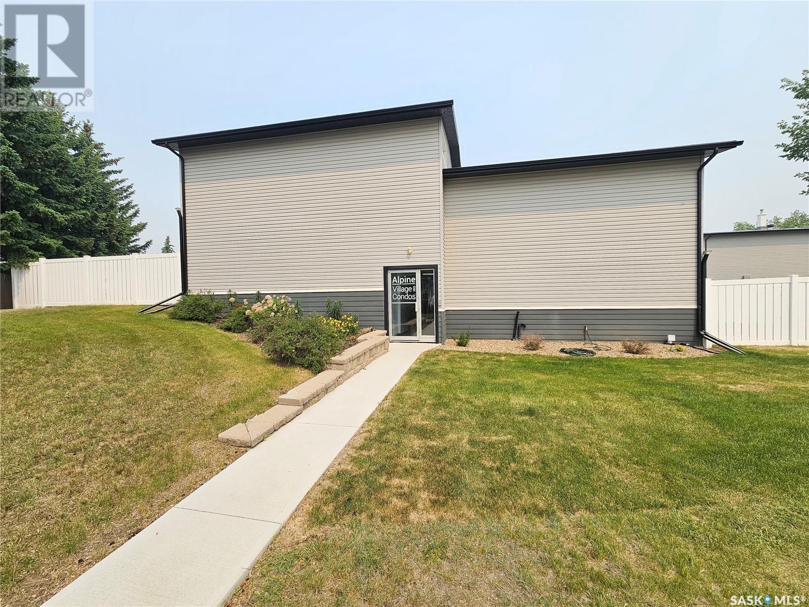 13 1292 Gordon ROAD, moose jaw, Saskatchewan
