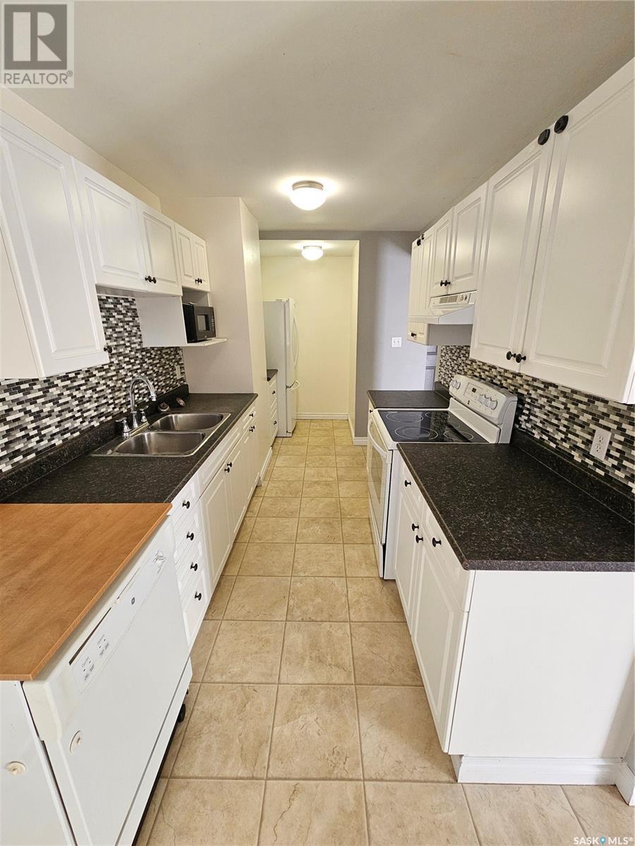 13 1292 Gordon Road, Moose Jaw, Saskatchewan  S6H 7V9 - Photo 6 - SK009091