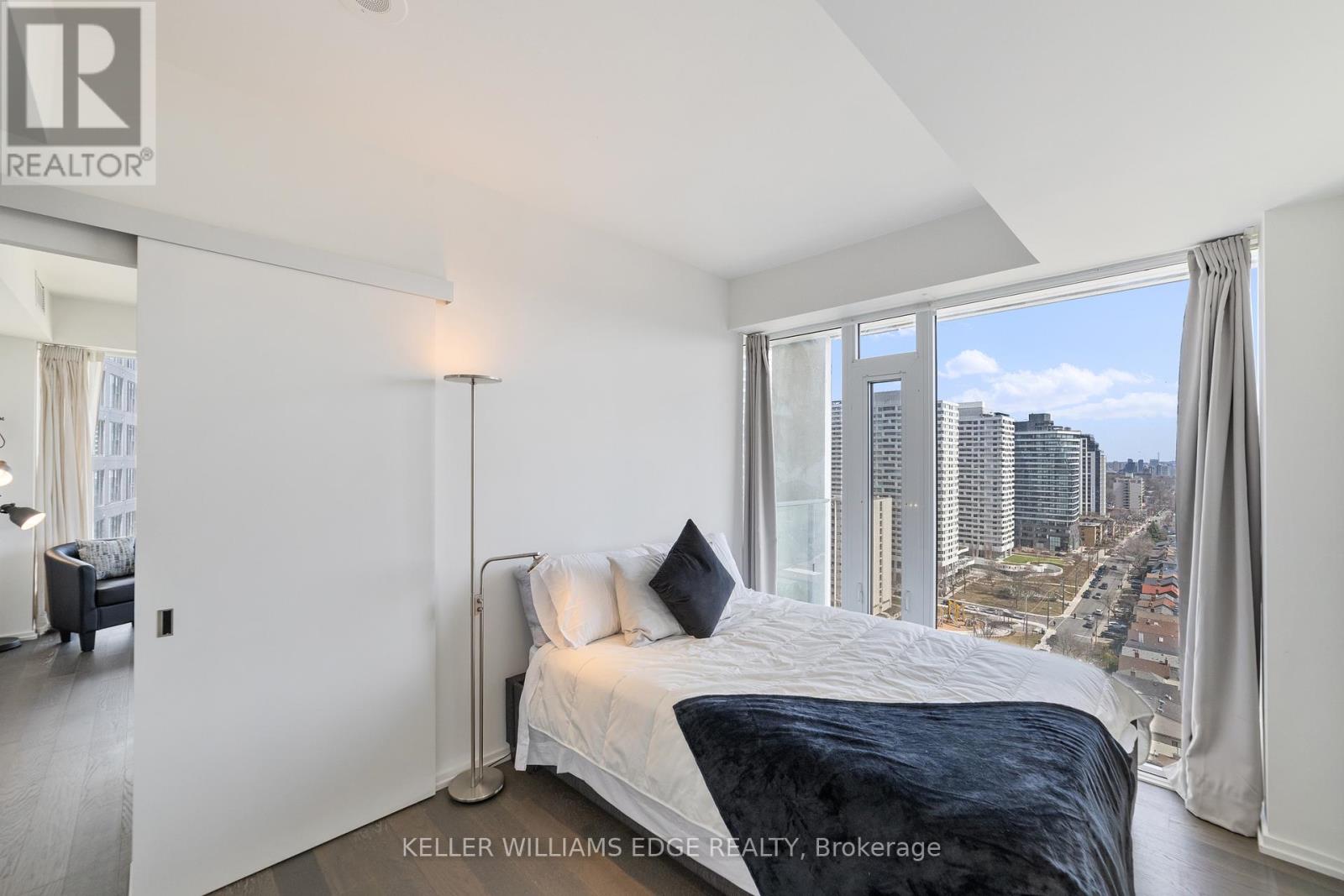 2107 - 5 Soudan Avenue, Toronto, Ontario  M4S 1V5 - Photo 9 - C12211825