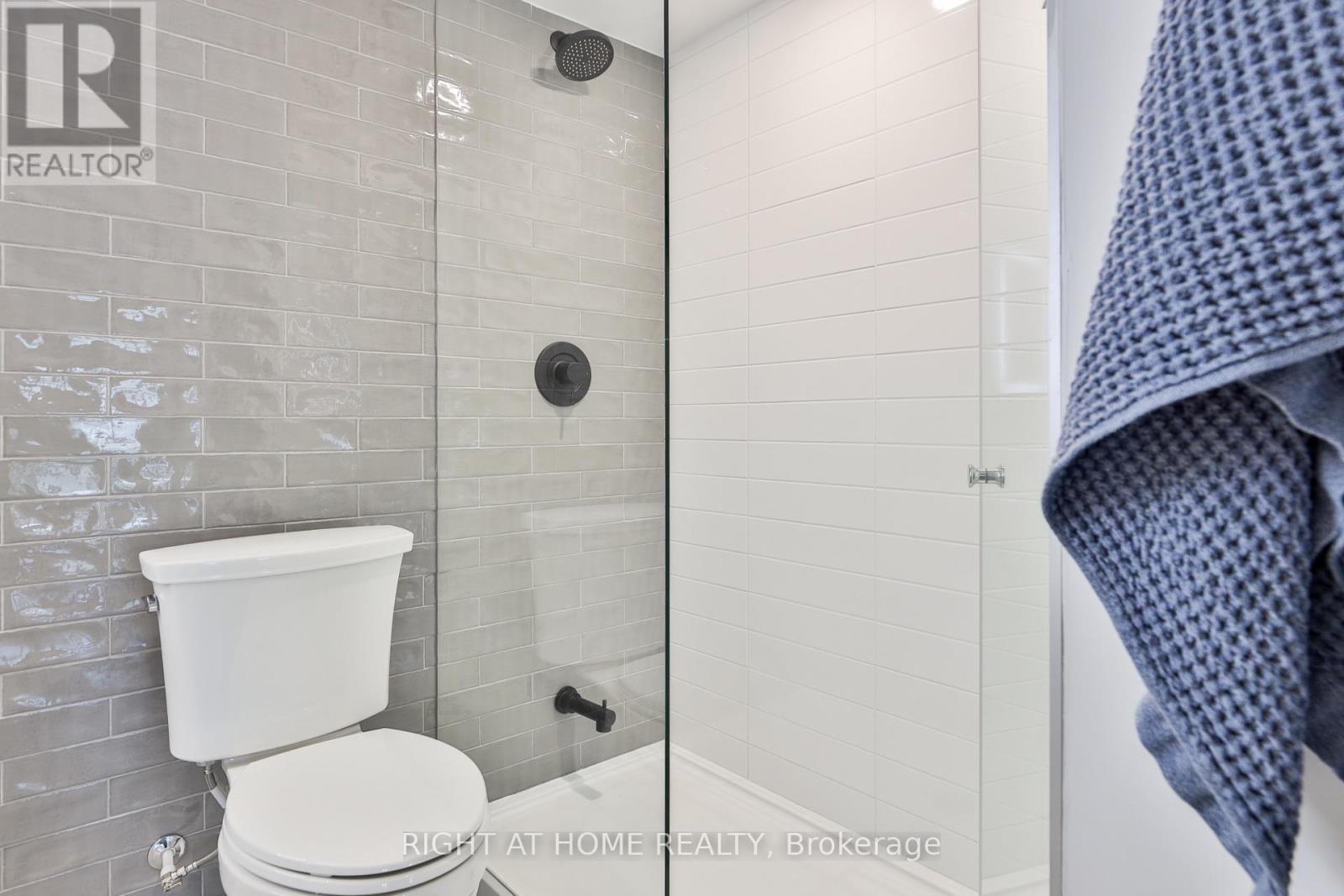 409 - 150 Logan Avenue, Toronto, Ontario  M4M 0E4 - Photo 14 - E12211816
