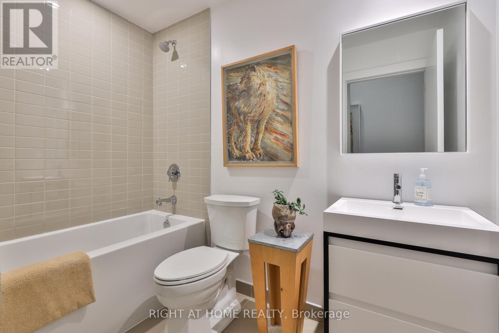 409 - 150 Logan Avenue, Toronto, Ontario  M4M 0E4 - Photo 21 - E12211816