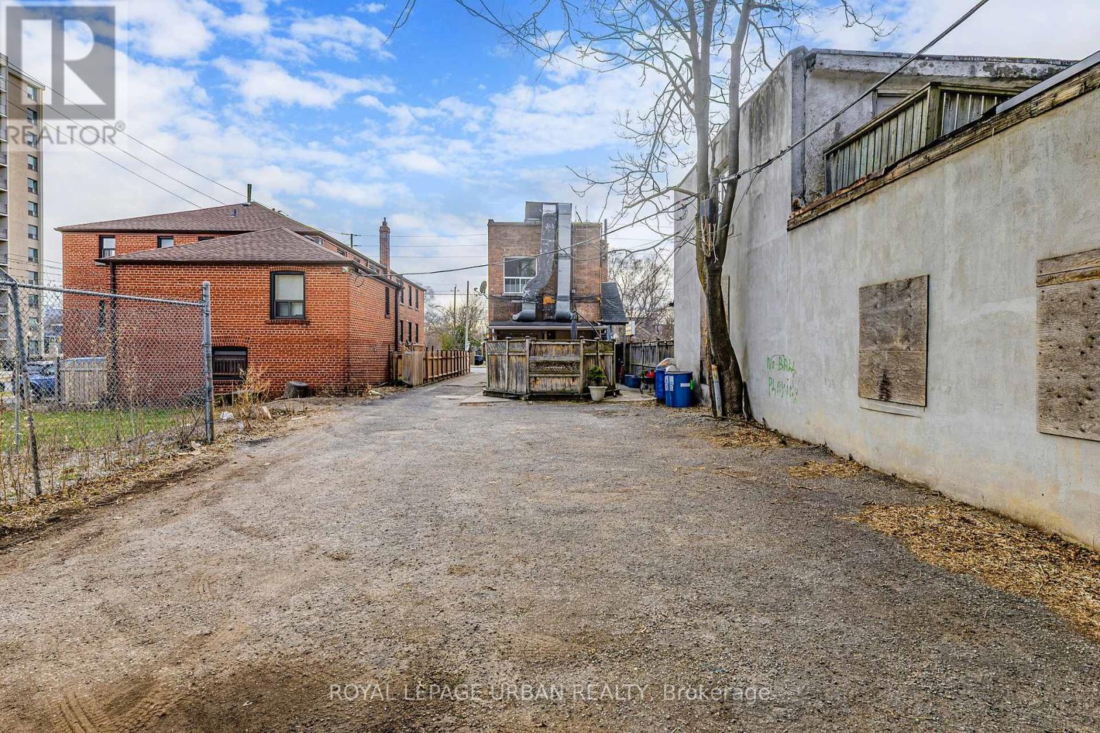 1201 Broadview Avenue, Toronto, Ontario  M4K 2T1 - Photo 41 - E12211865