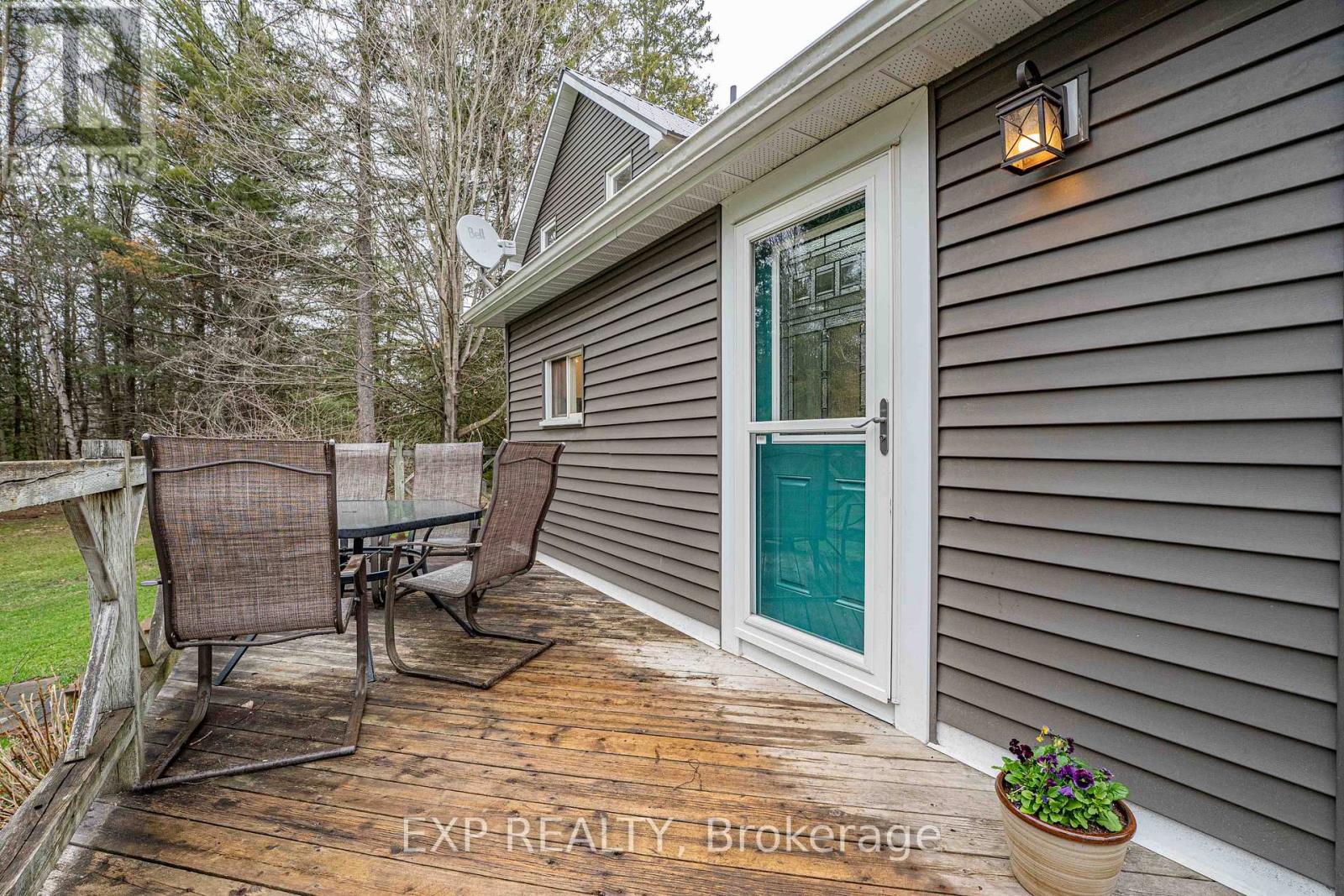 72 Station Road, Georgina, Ontario  L0E 1N0 - Photo 22 - N12211821