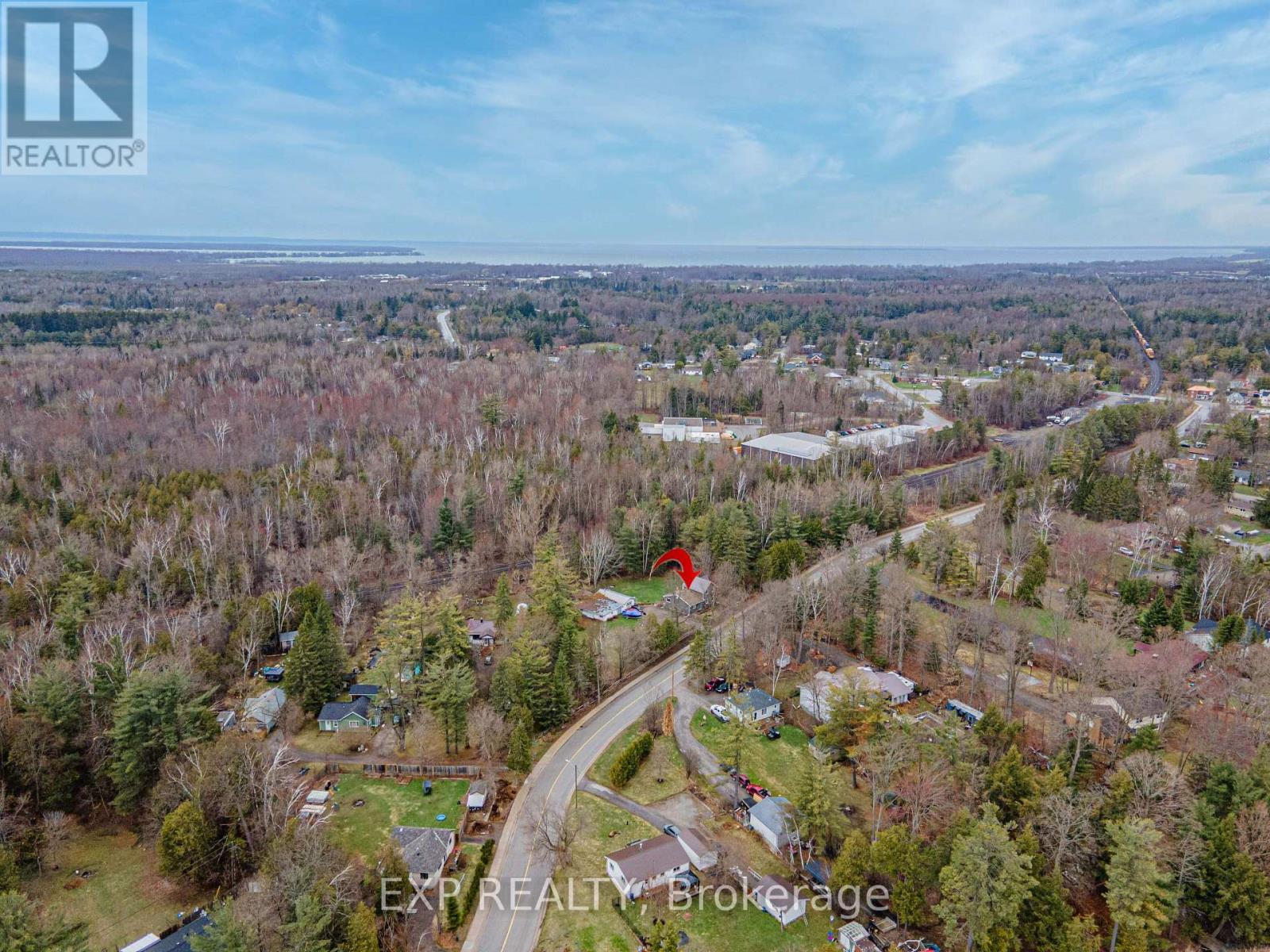72 Station Road, Georgina, Ontario  L0E 1N0 - Photo 32 - N12211821