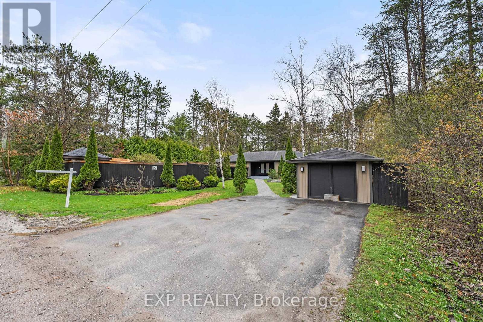 37 Manniku Road, Georgina, Ontario  L9P 1R2 - Photo 41 - N12211836