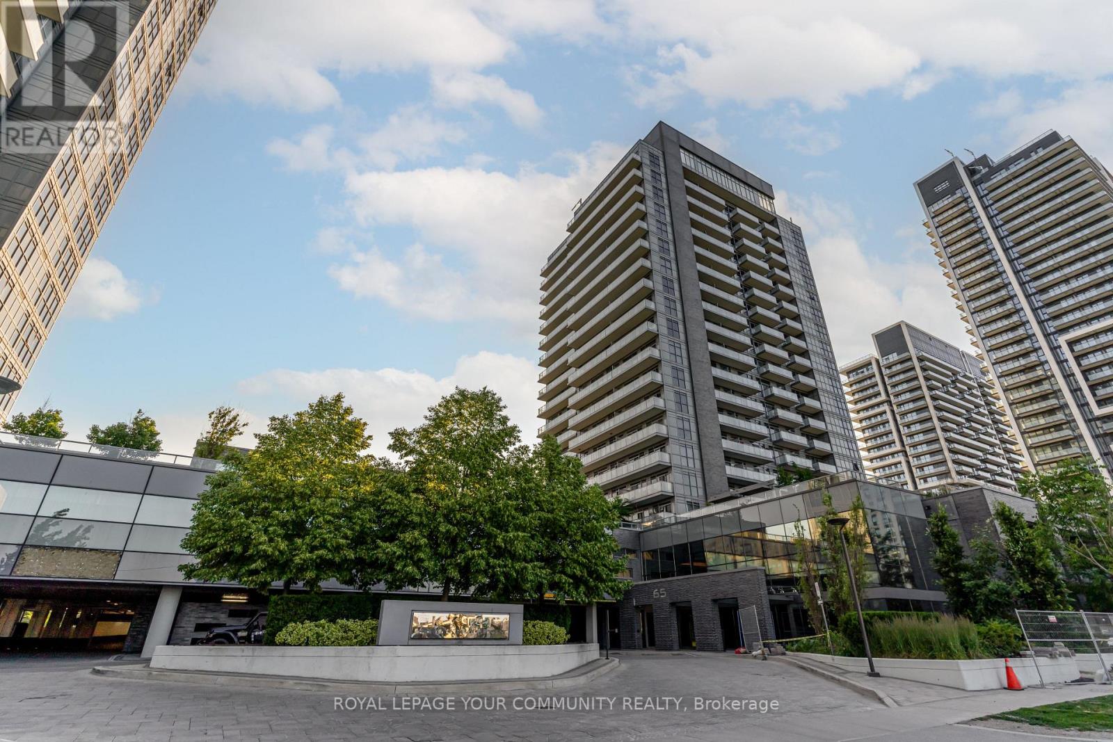 109 - 65 ONEIDA CRESCENT, Richmond Hill, Ontario