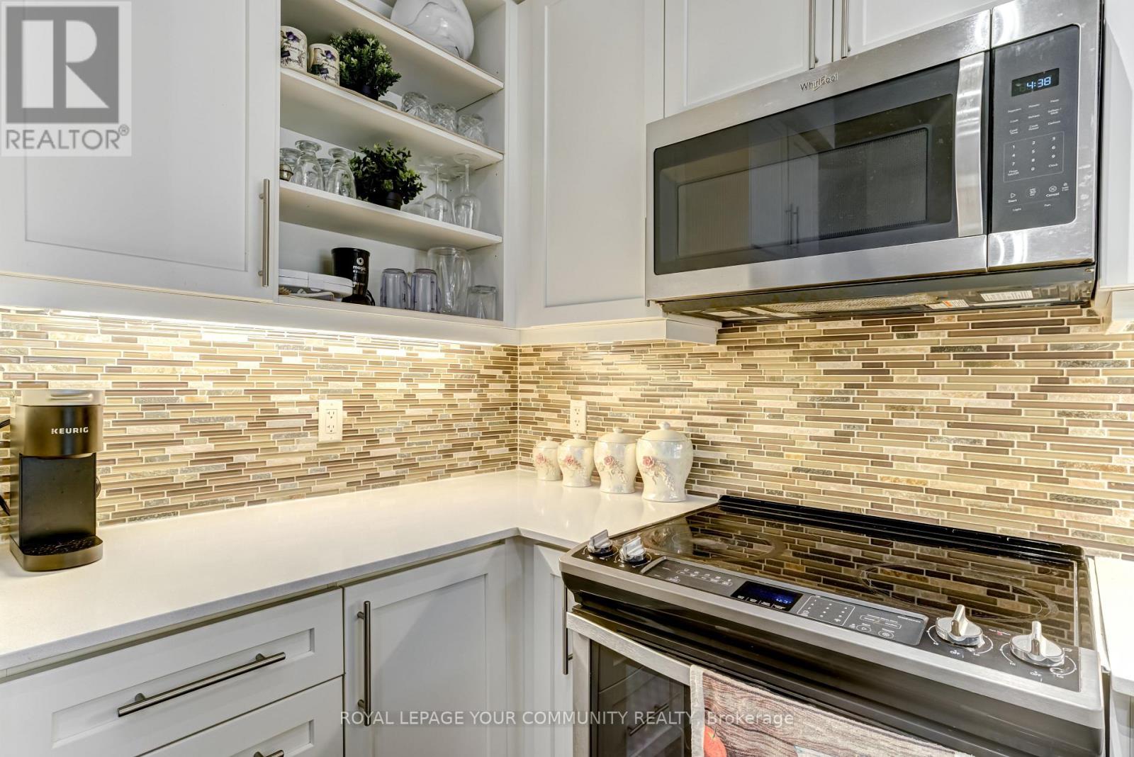 109 - 65 Oneida Crescent, Richmond Hill, Ontario  L4B 0G9 - Photo 8 - N12211837