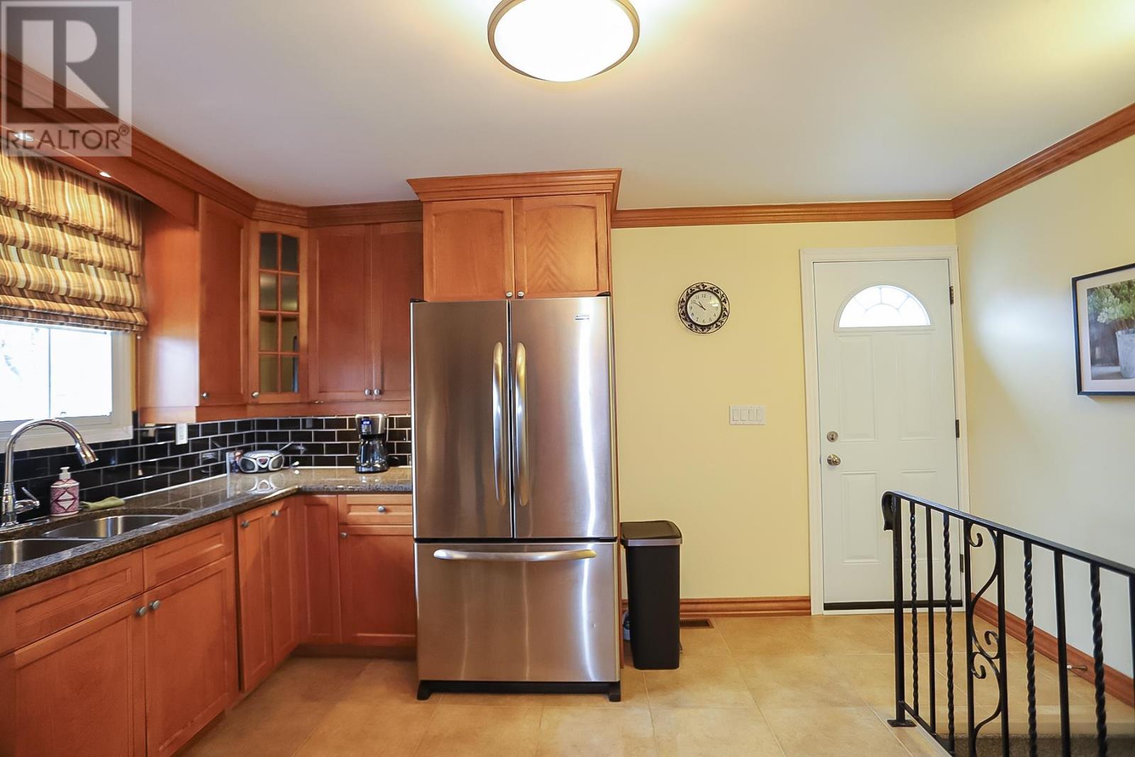 19 Pretoria Hl, Sault Ste. Marie, Ontario  P6C 5B9 - Photo 10 - SM250650
