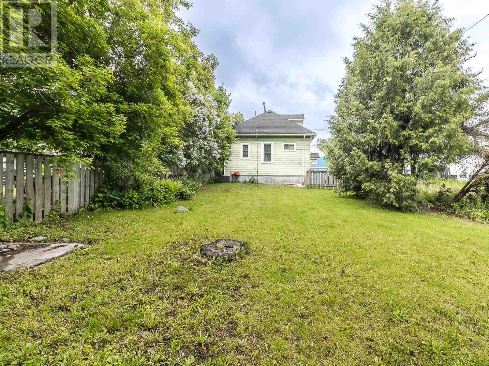 121 Goulais Ave, Sault Ste Marie, Ontario  P6C 4Z1 - Photo 6 - SM251470