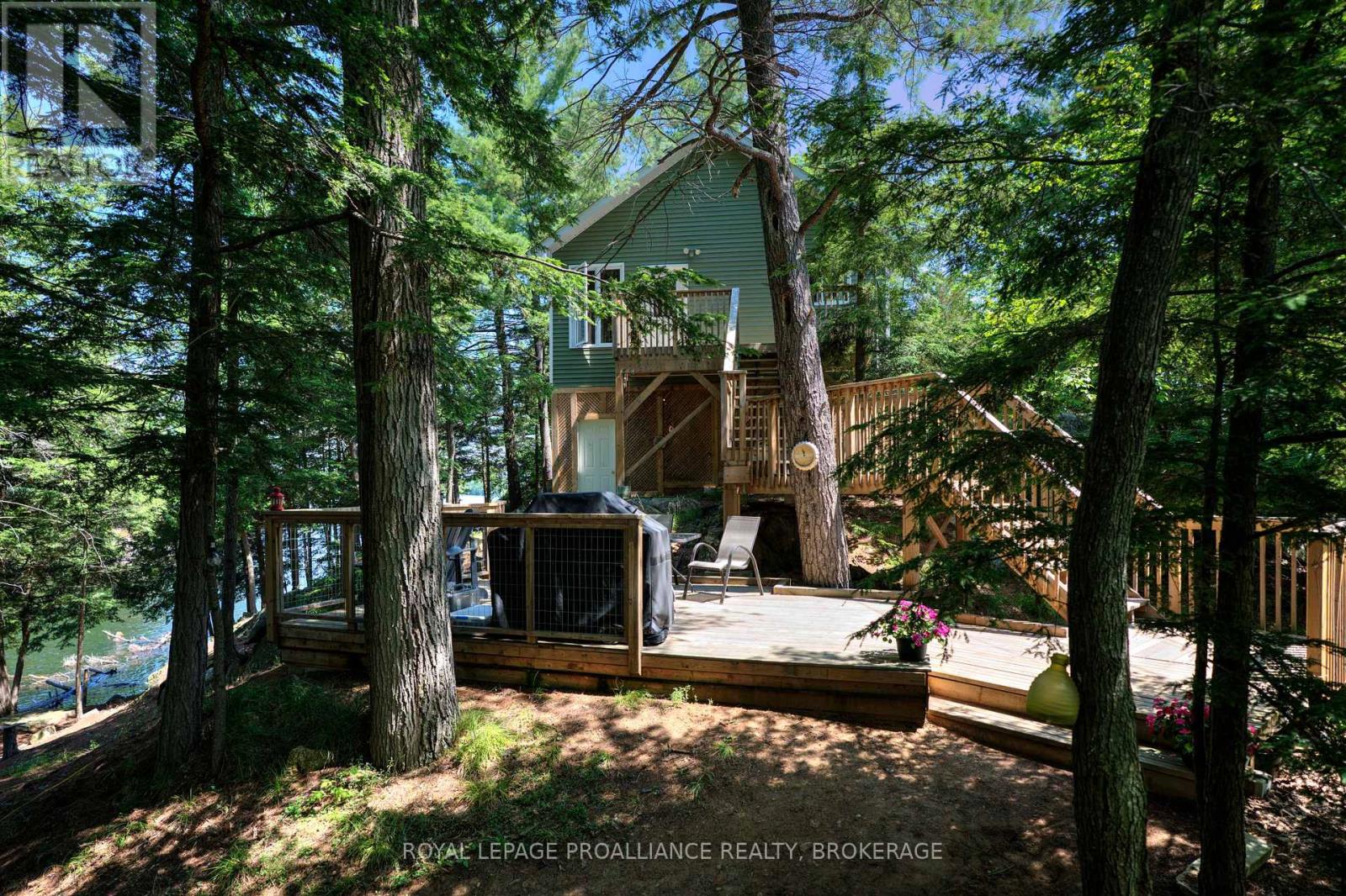 27 GOODS ISLAND, frontenac (frontenac south), Ontario