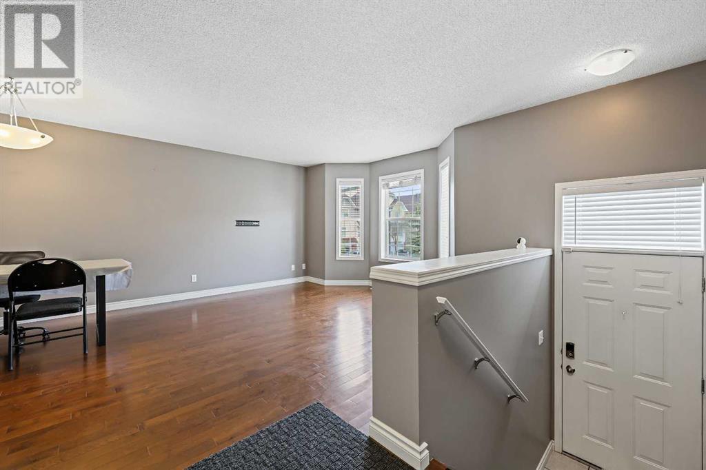 Property at 45 Tuscany Springs Gardens NW image 3