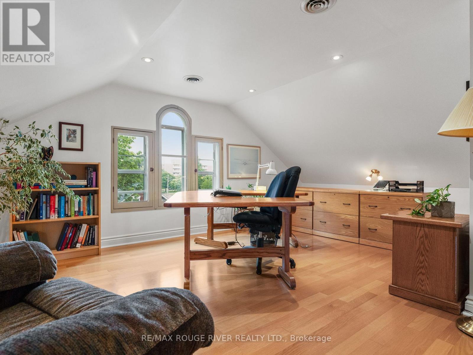 182 Bagot Street, Cobourg, Ontario  K9A 3G2 - Photo 38 - X12211959