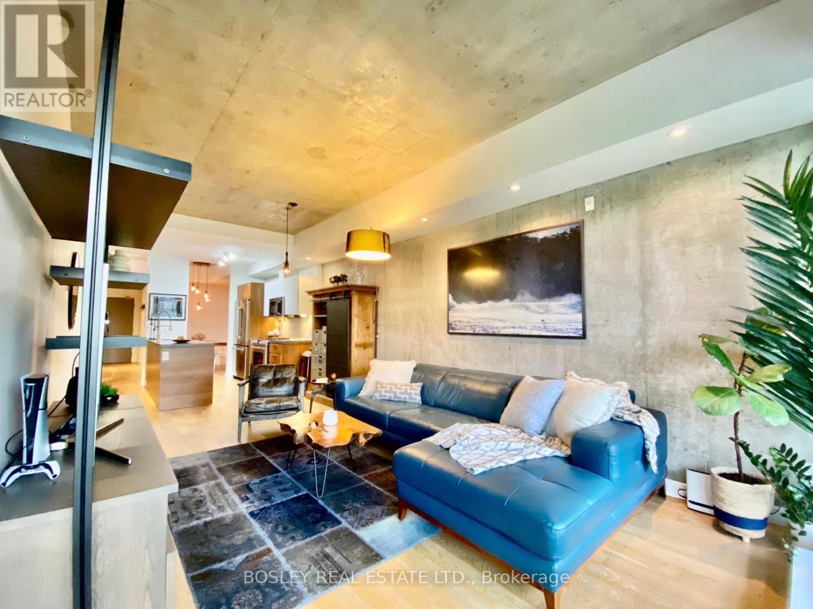 303 - 25 Stafford Street, Toronto, Ontario  M5V 0G3 - Photo 4 - C12206573