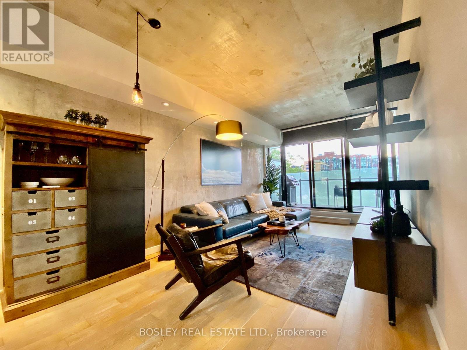 303 - 25 Stafford Street, Toronto, Ontario  M5V 0G3 - Photo 3 - C12206573