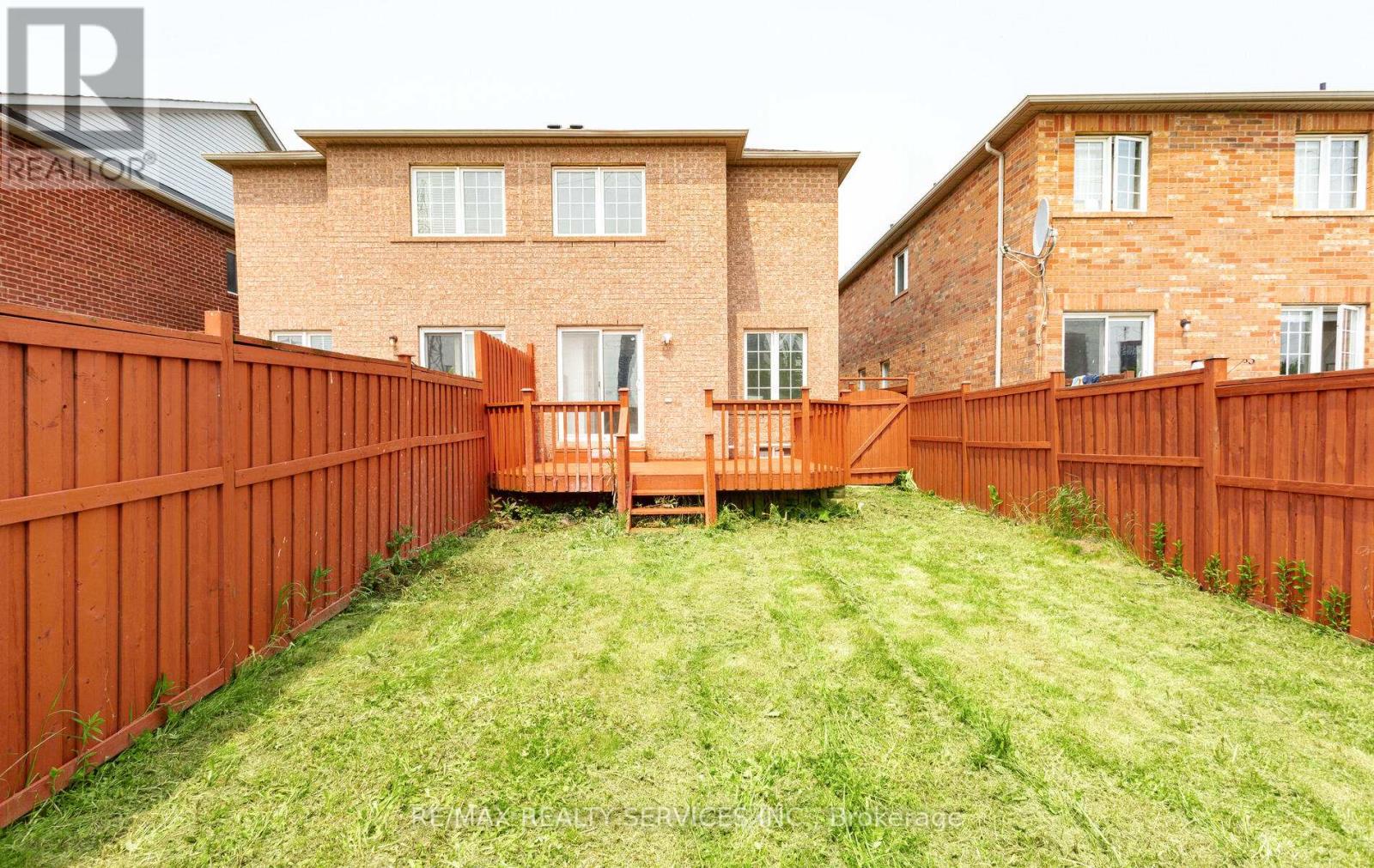 592 Orange Walk Crescent, Mississauga, Ontario  L5R 0A3 - Photo 36 - W12211807