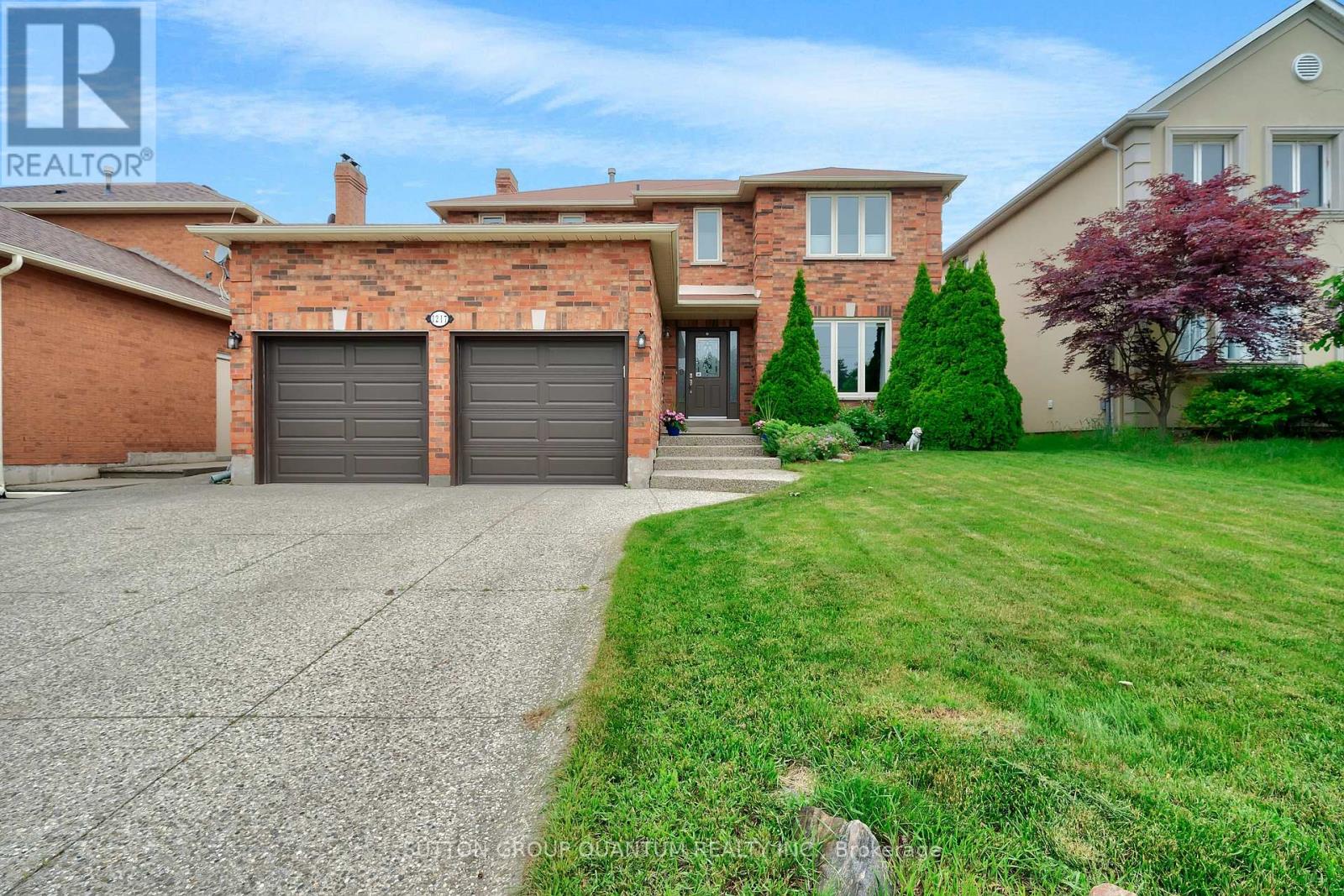 1217 Creekside Drive, Oakville, Ontario  L6H 4Y8 - Photo 1 - W12211811