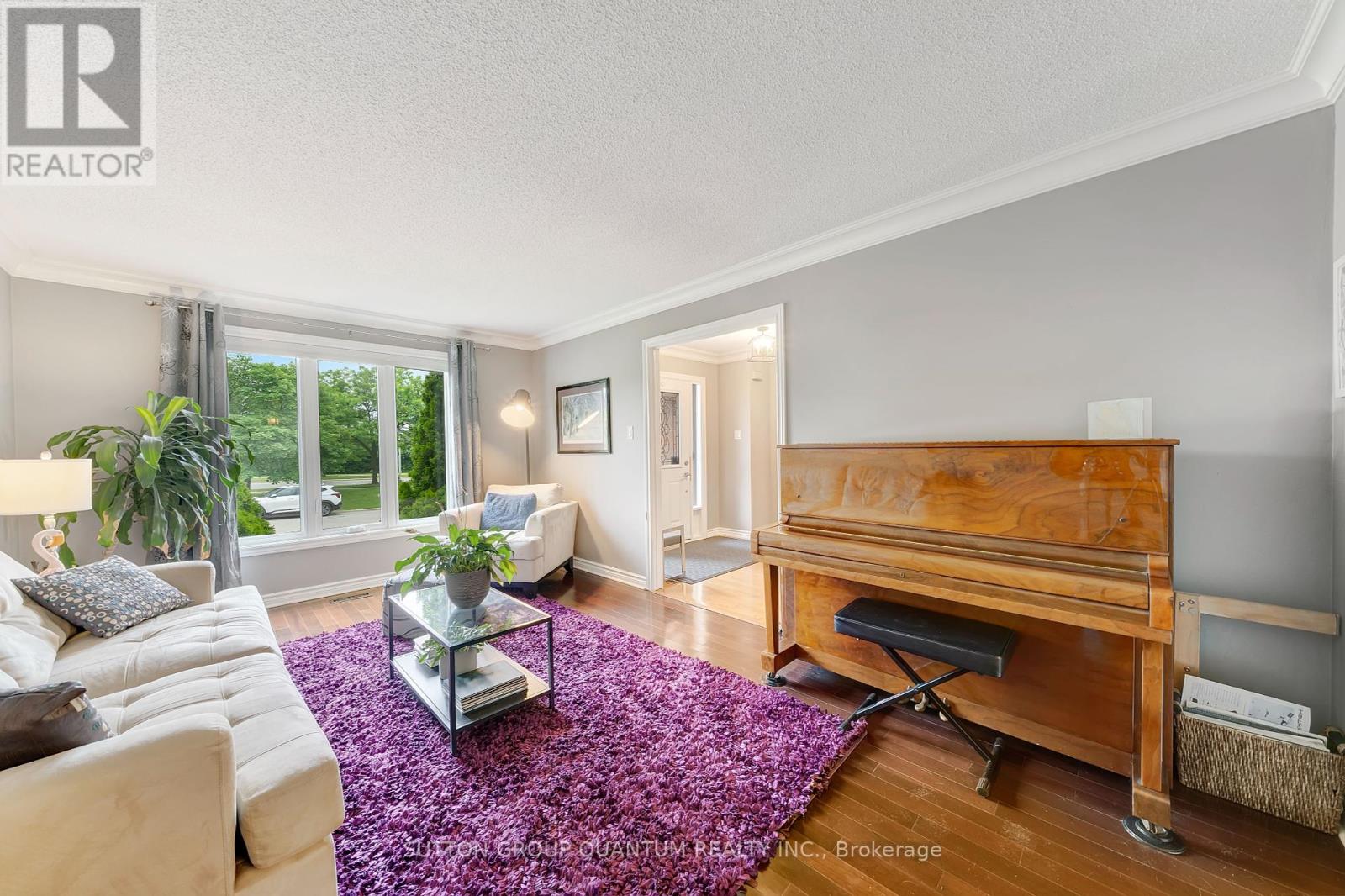 1217 Creekside Drive, Oakville, Ontario  L6H 4Y8 - Photo 6 - W12211811