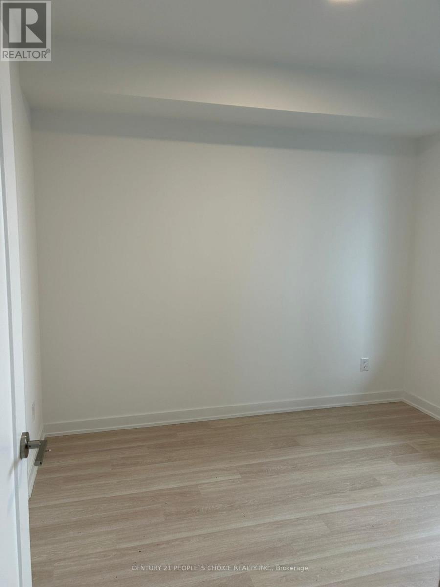 709 - 5105 Hurontario Street W, Mississauga, Ontario  L4Z 0C9 - Photo 2 - W12211826