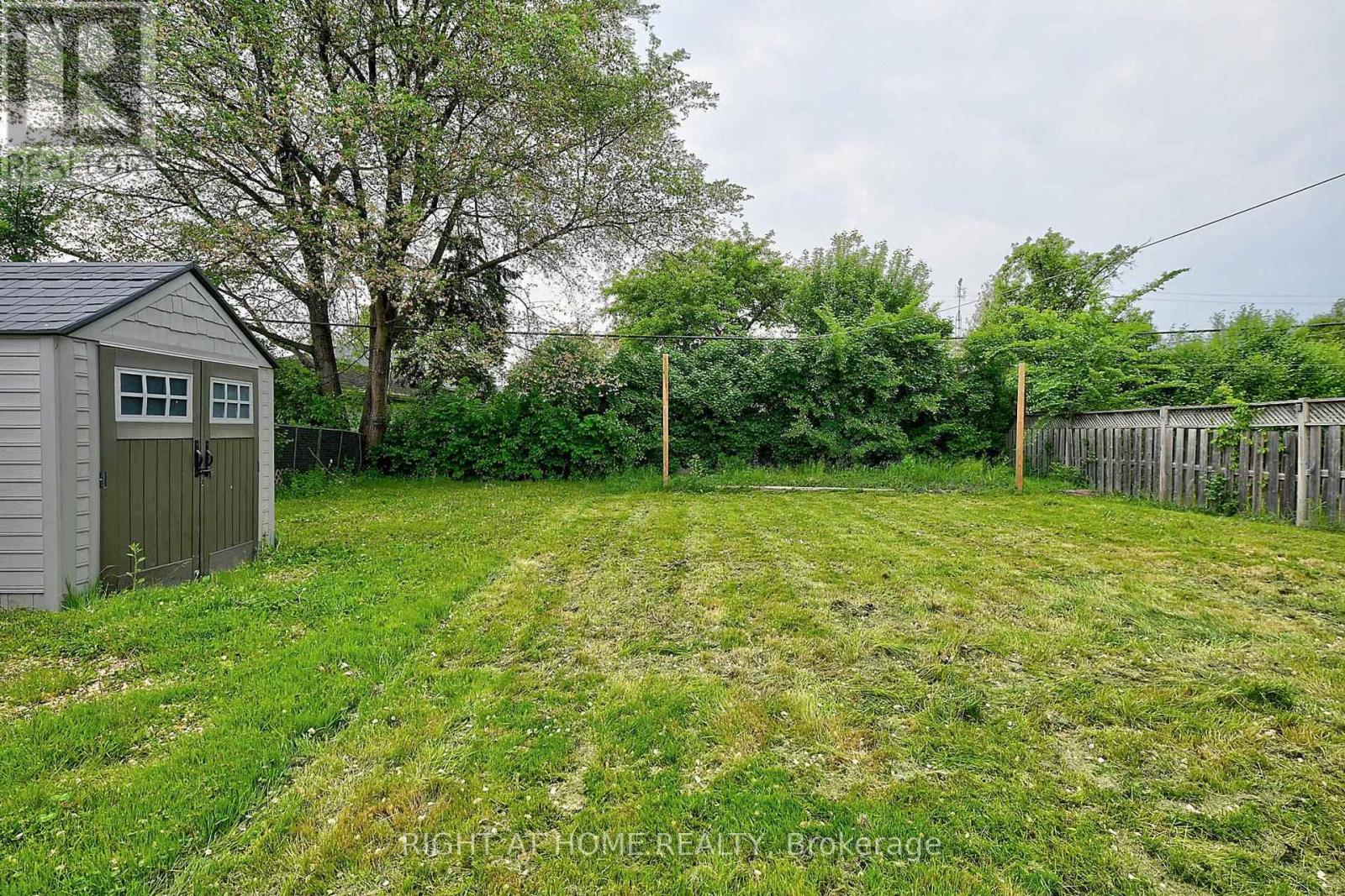 90 Woodward Avenue, Brampton (Brampton North), Ontario  L6V 1K6 - Photo 25 - W12211828